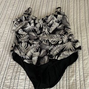 Black & White Tropical Print women’s two piece swimsuit